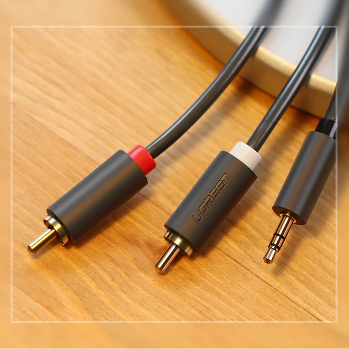 UGREEN 2XRCA Cinch Jack 3.5mm AV102 Kabel 1m Schwarz